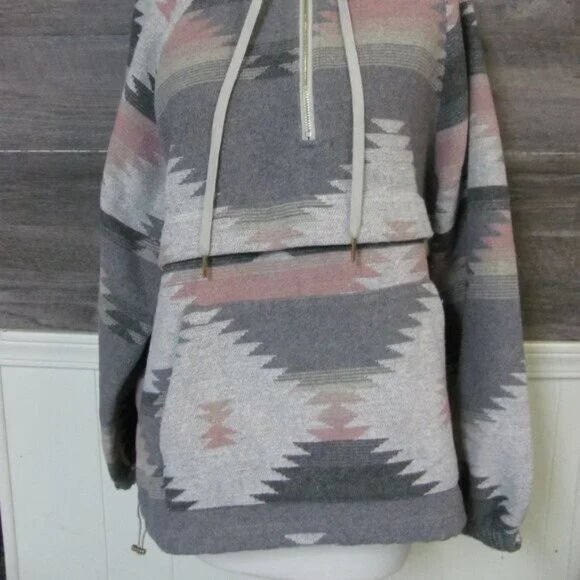 PINK AZTEC PRINT ZIPPERED HOODIE NEW WITH TAGS - Picture 7 of 8